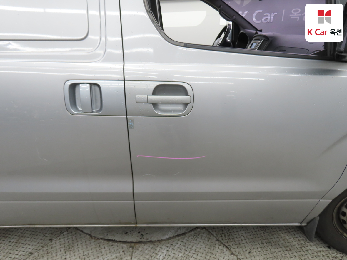 Hyundai Grand Starex 2017 - Image 40