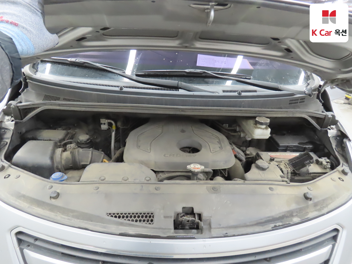 Hyundai Grand Starex 2017 - Image 28