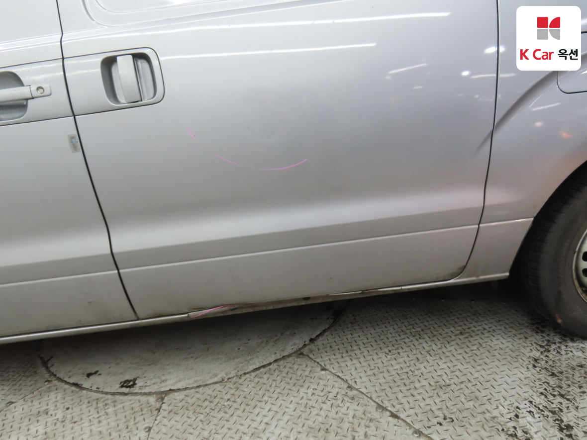 Hyundai Grand Starex 2017 - Image 37