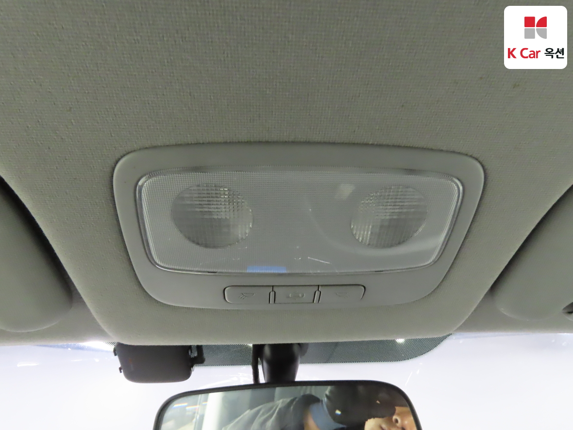 Hyundai Grand Starex 2017 - Image 12