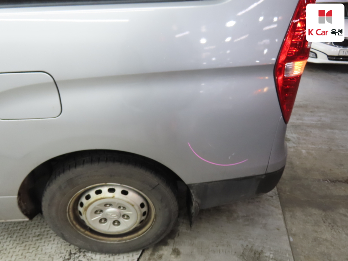 Hyundai Grand Starex 2017 - Image 38