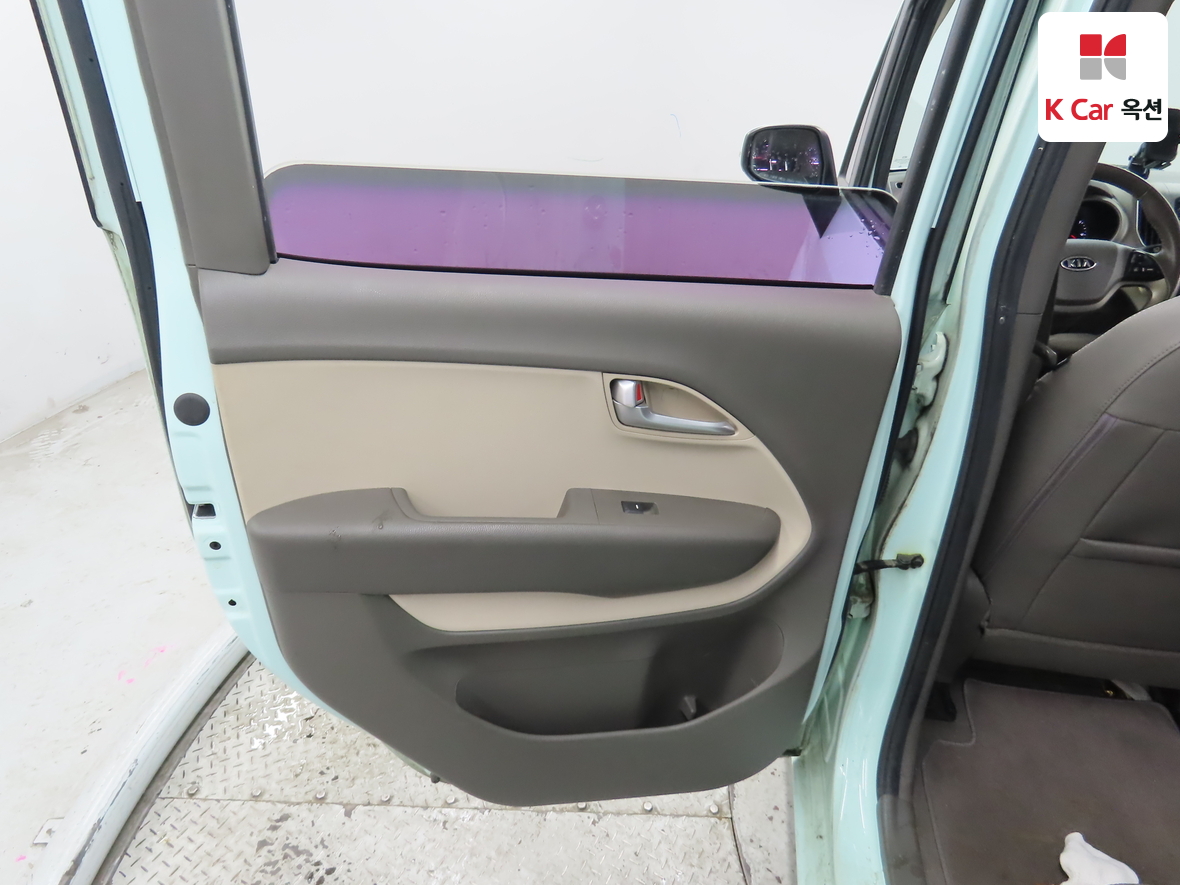 Kia Ray 2013 - Image 25