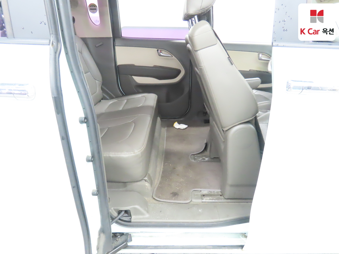 Kia Ray 2013 - Image 30