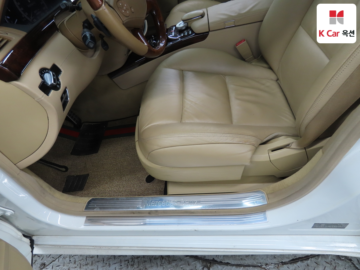 مرسيدس بنز إس كلاس 2010 - صورة 19