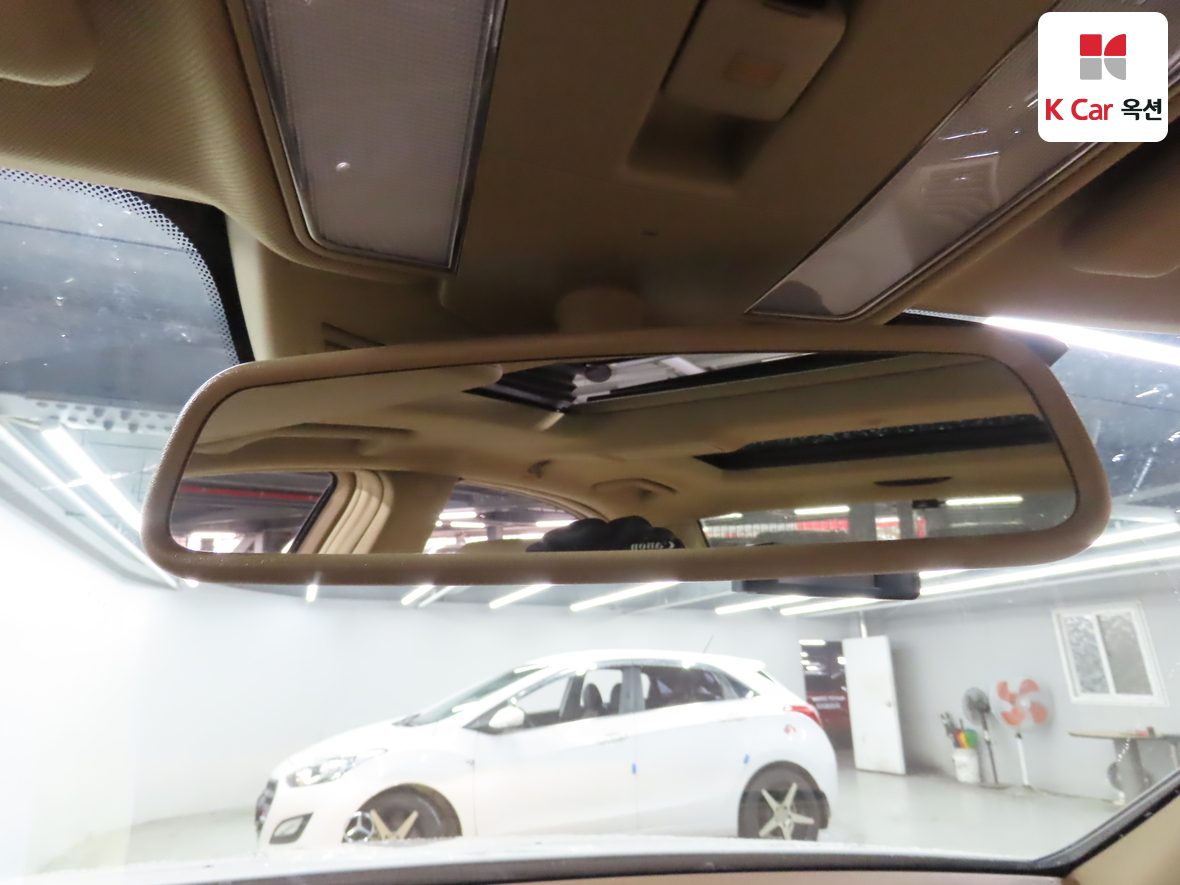 مرسيدس بنز إس كلاس 2010 - صورة 13