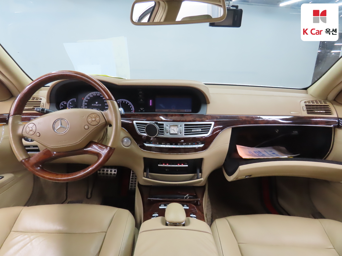 مرسيدس بنز إس كلاس 2010 - صورة 3