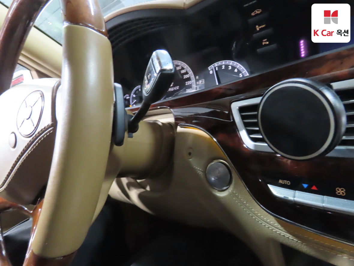 مرسيدس بنز إس كلاس 2010 - صورة 11