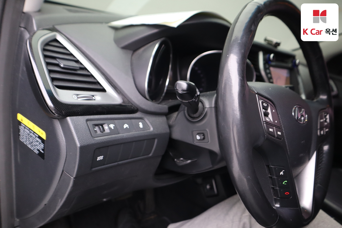 هيونداي سانتافي 2014 - صورة 9