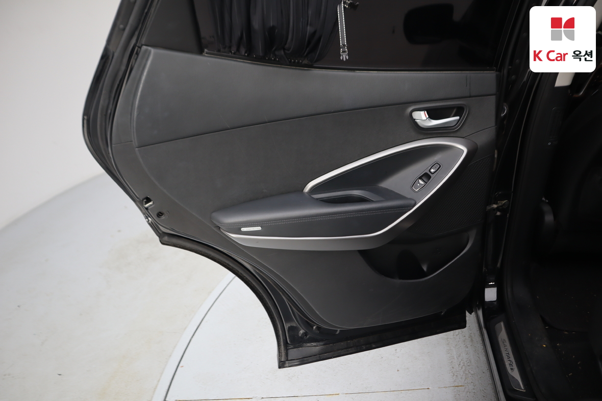 هيونداي سانتافي 2014 - صورة 21