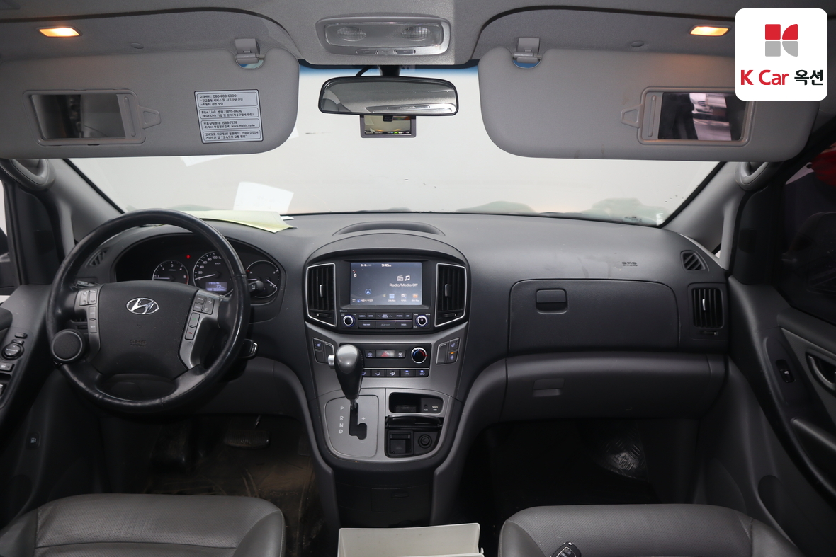 هيونداي جراند ستاريكس 2018 - صورة 3