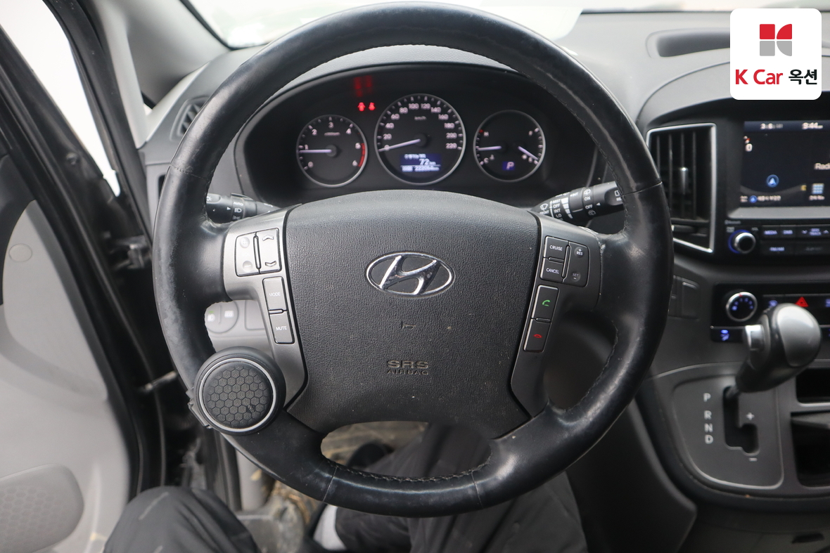 هيونداي جراند ستاريكس 2018 - صورة 10