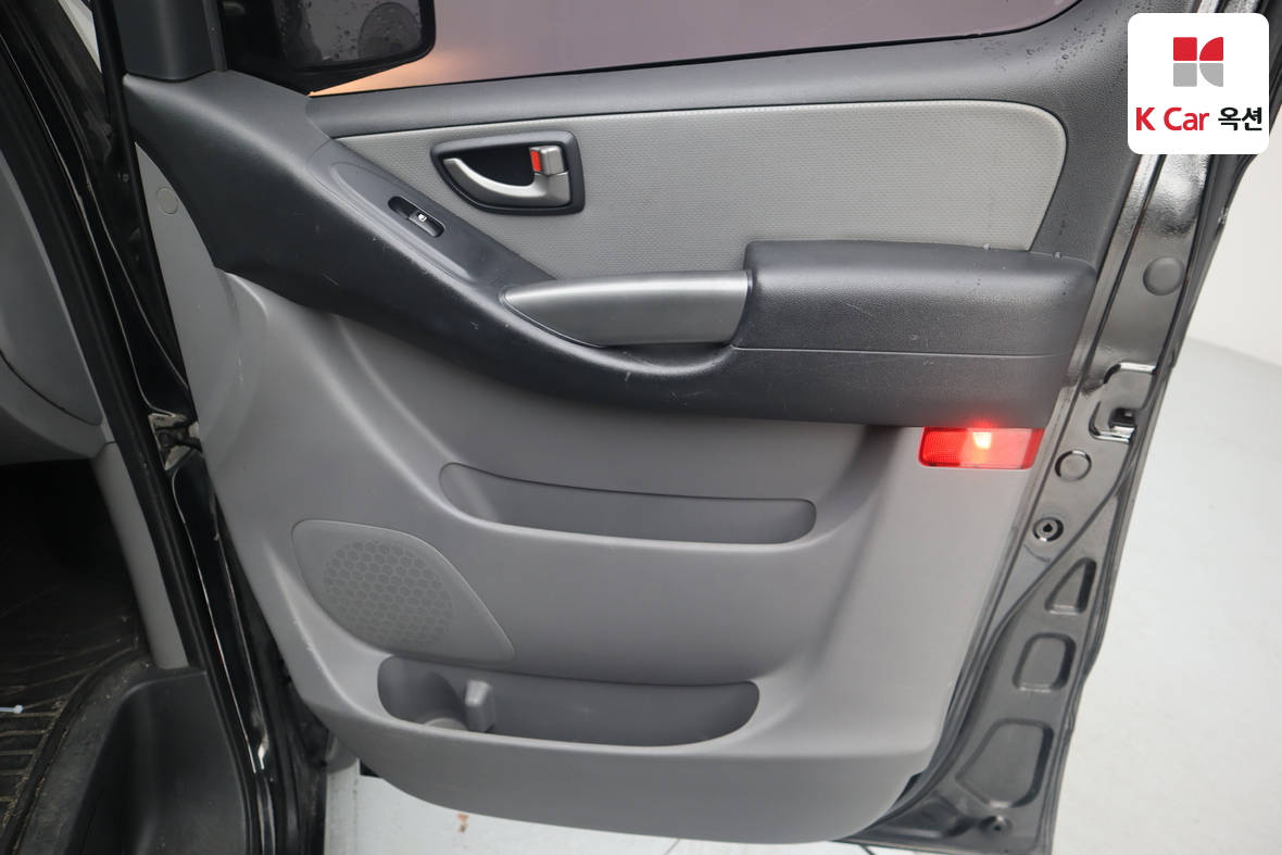 هيونداي جراند ستاريكس 2018 - صورة 25