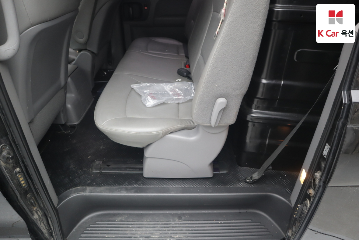 هيونداي جراند ستاريكس 2018 - صورة 21