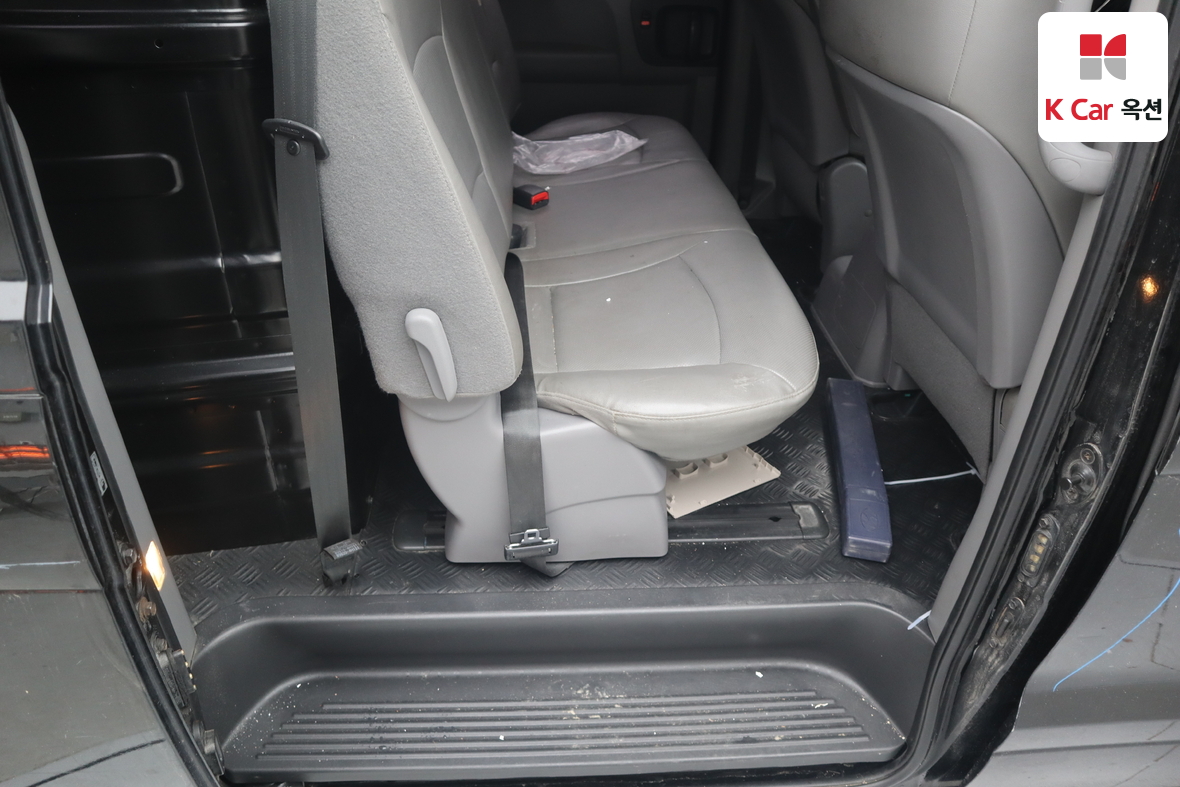 هيونداي جراند ستاريكس 2018 - صورة 24