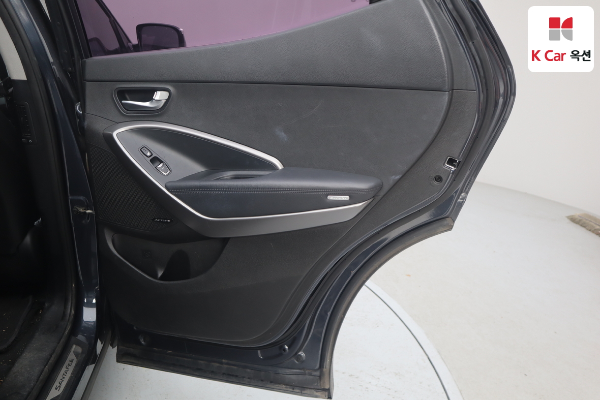 Hyundai Santa Fe 2013 - Image 28