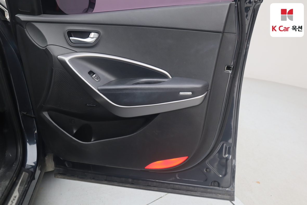 Hyundai Santa Fe 2013 - Image 30