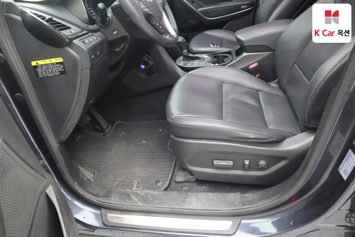 Hyundai Santa Fe 2013 - Image 19