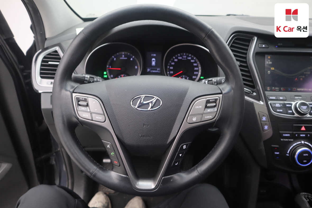 Hyundai Santa Fe 2013 - Image 10