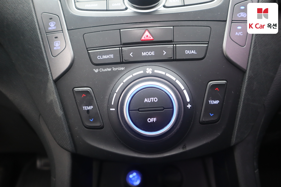 Hyundai Santa Fe 2013 - Image 15