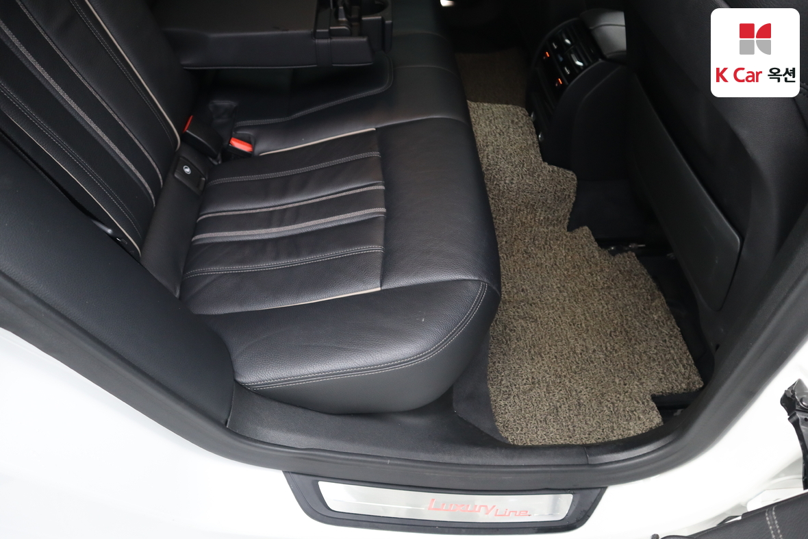 بي إم دبليو الفئة 5 2018 - صورة 31