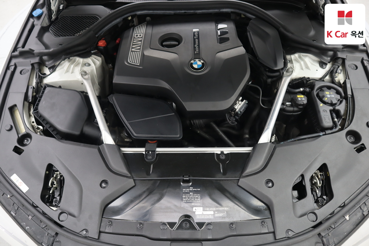 بي إم دبليو الفئة 5 2018 - صورة 36