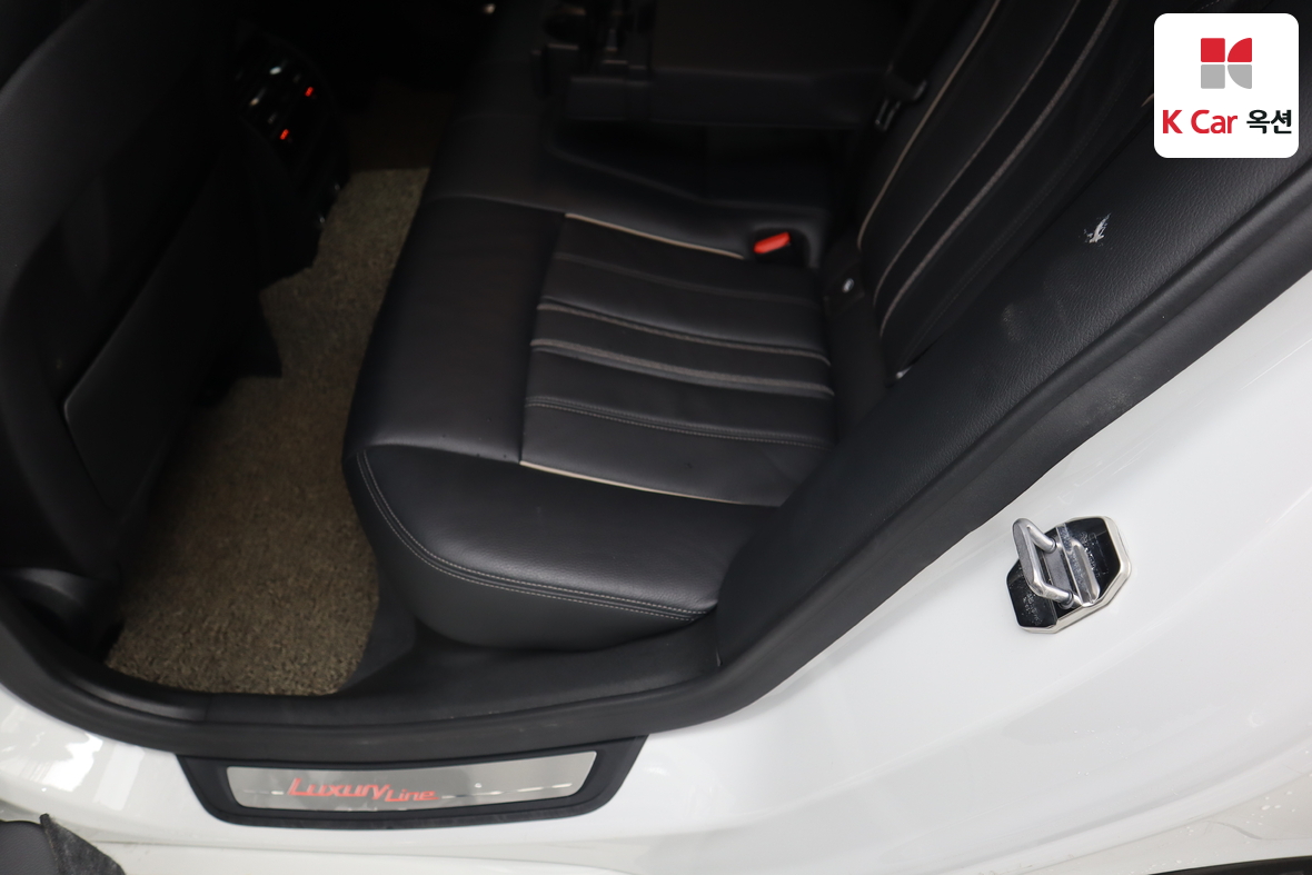 بي إم دبليو الفئة 5 2018 - صورة 25