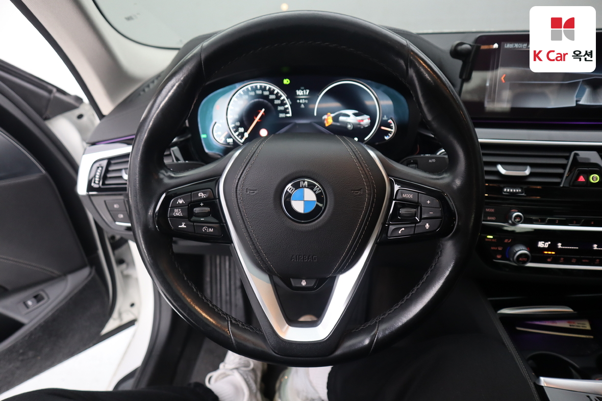 بي إم دبليو الفئة 5 2018 - صورة 10