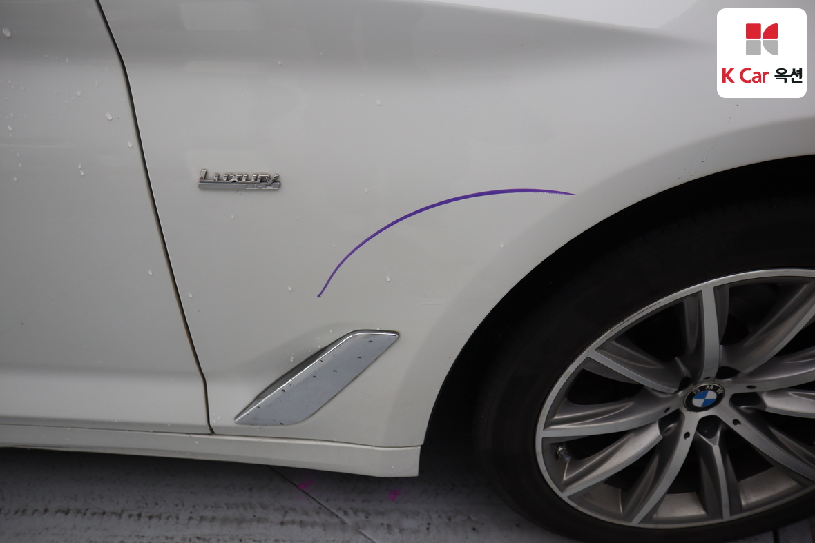 بي إم دبليو الفئة 5 2018 - صورة 43