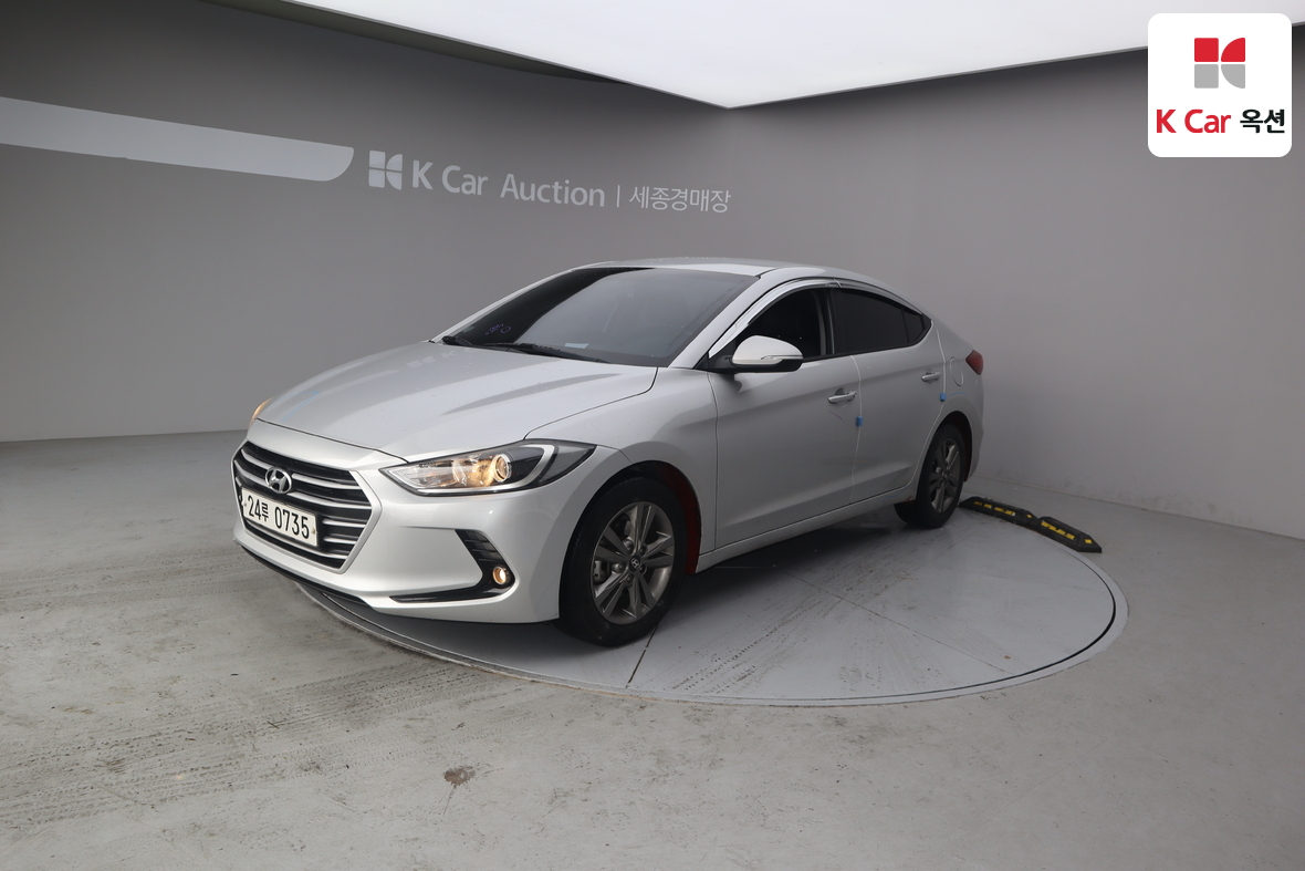 Hyundai Elantra 2016 - Image 1
