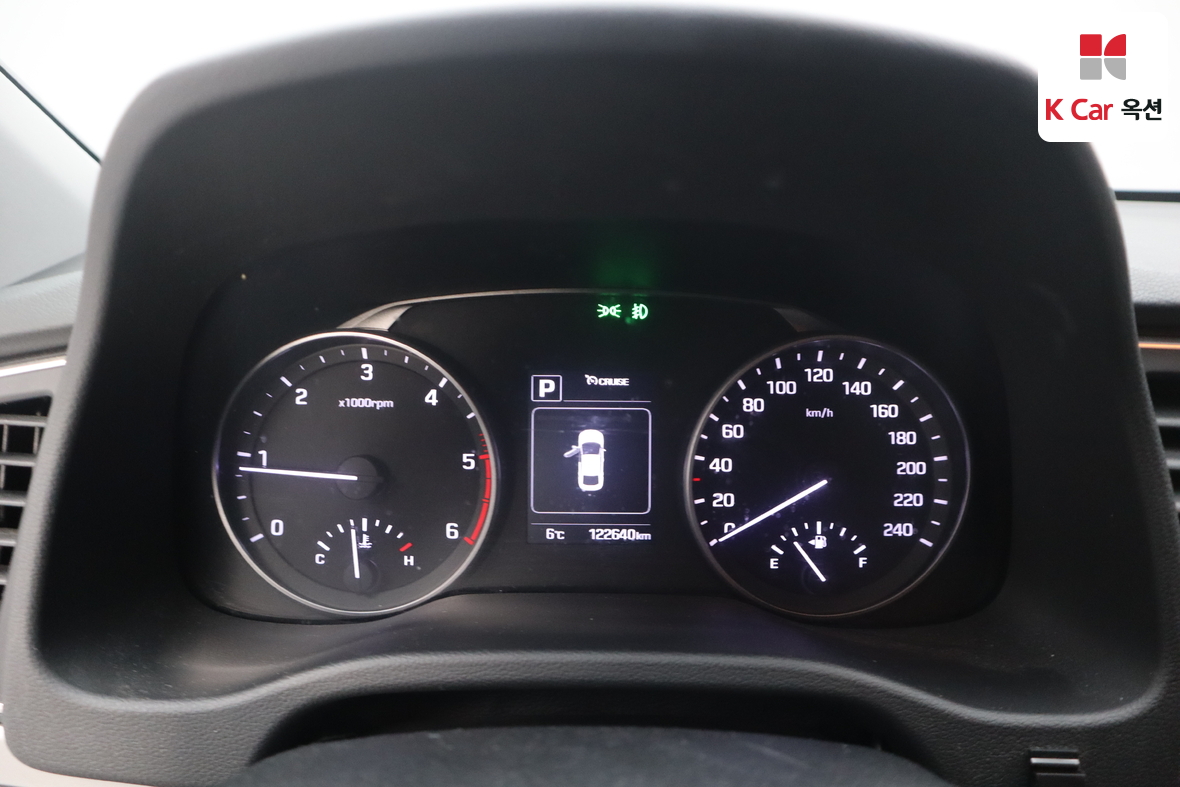 Hyundai Elantra 2016 - Image 5