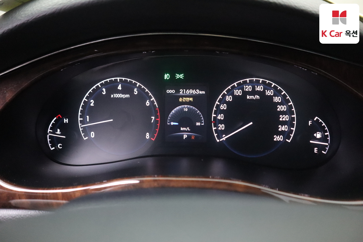 Hyundai Genesis 2009 - Image 5