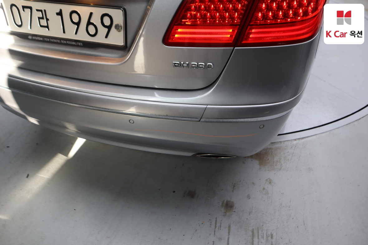 Hyundai Genesis 2009 - Image 46