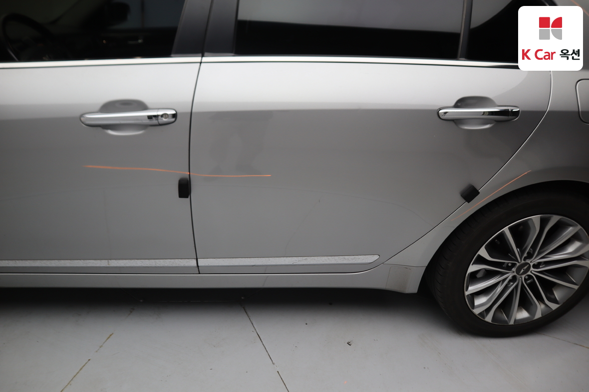 Hyundai Genesis 2009 - Image 44