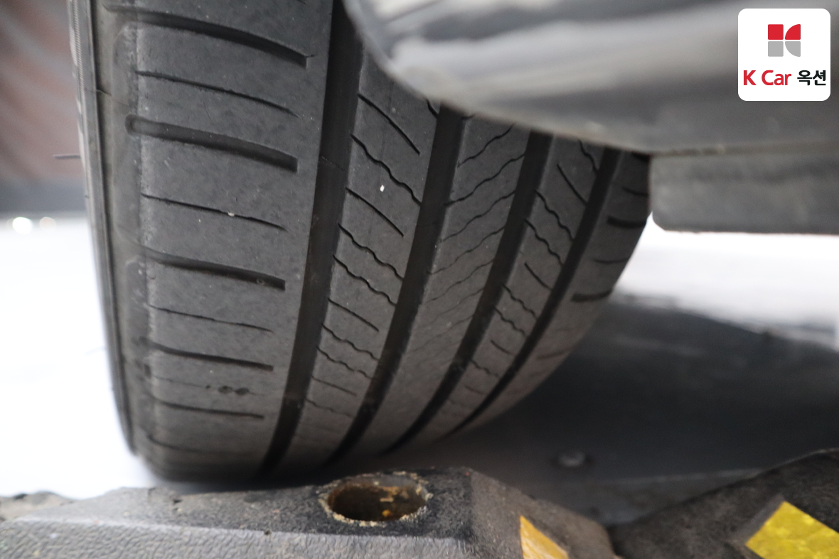 Hyundai Genesis 2009 - Image 34