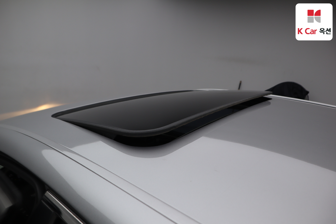 Hyundai Genesis 2009 - Image 23