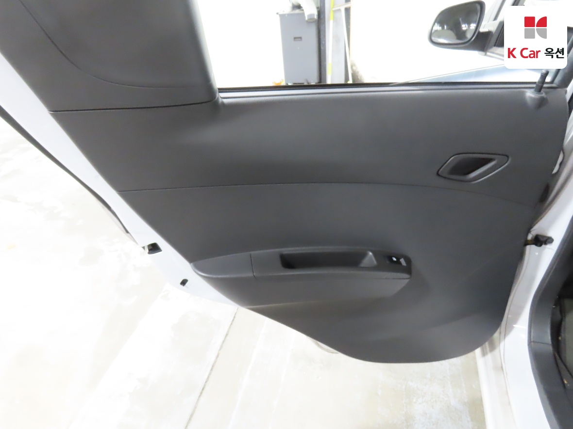 جنرال موتورز كوريا سبارك 2012 - صورة 20