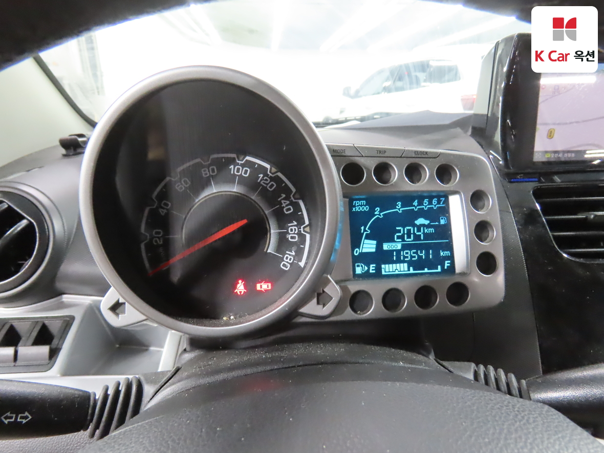 جنرال موتورز كوريا سبارك 2012 - صورة 5