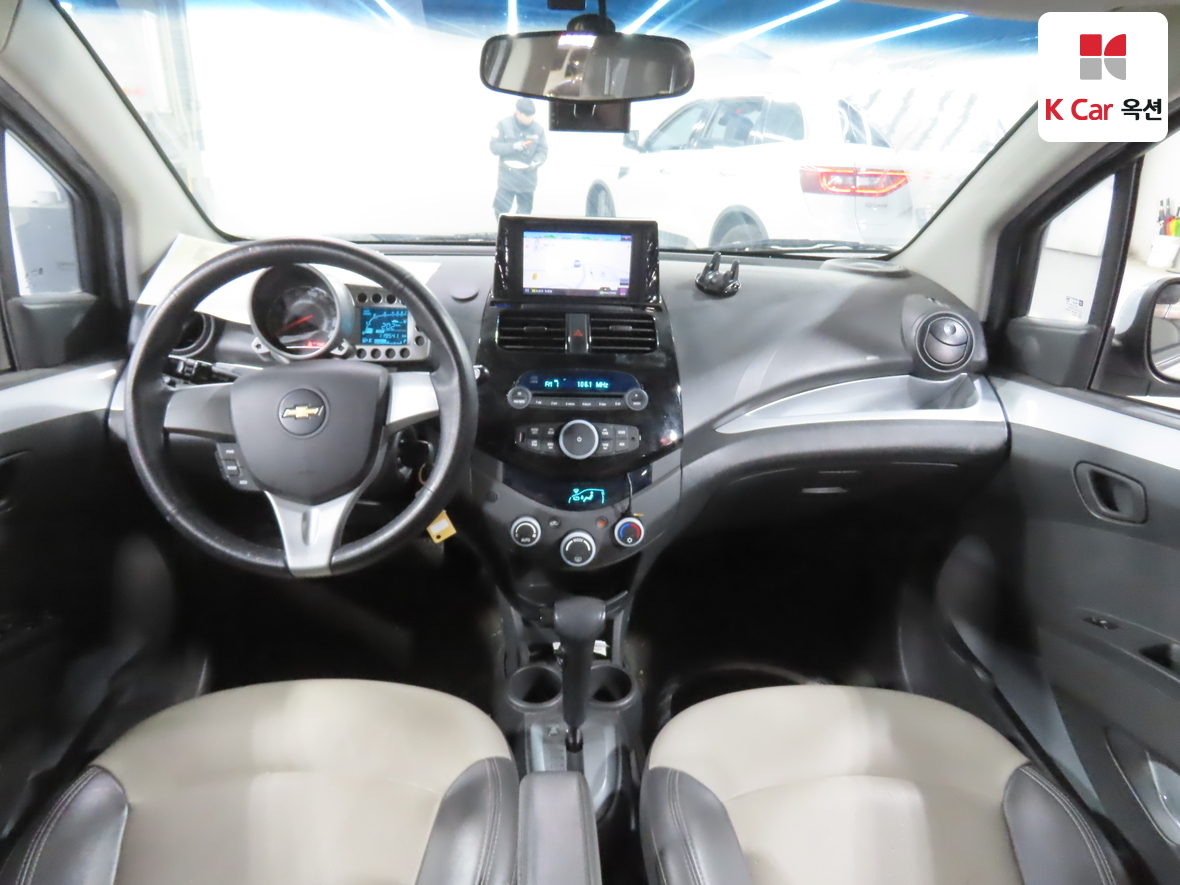 جنرال موتورز كوريا سبارك 2012 - صورة 3