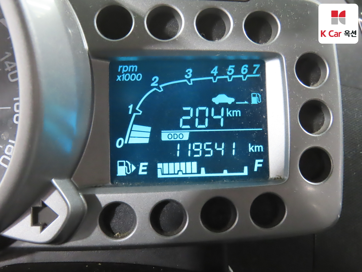 جنرال موتورز كوريا سبارك 2012 - صورة 4