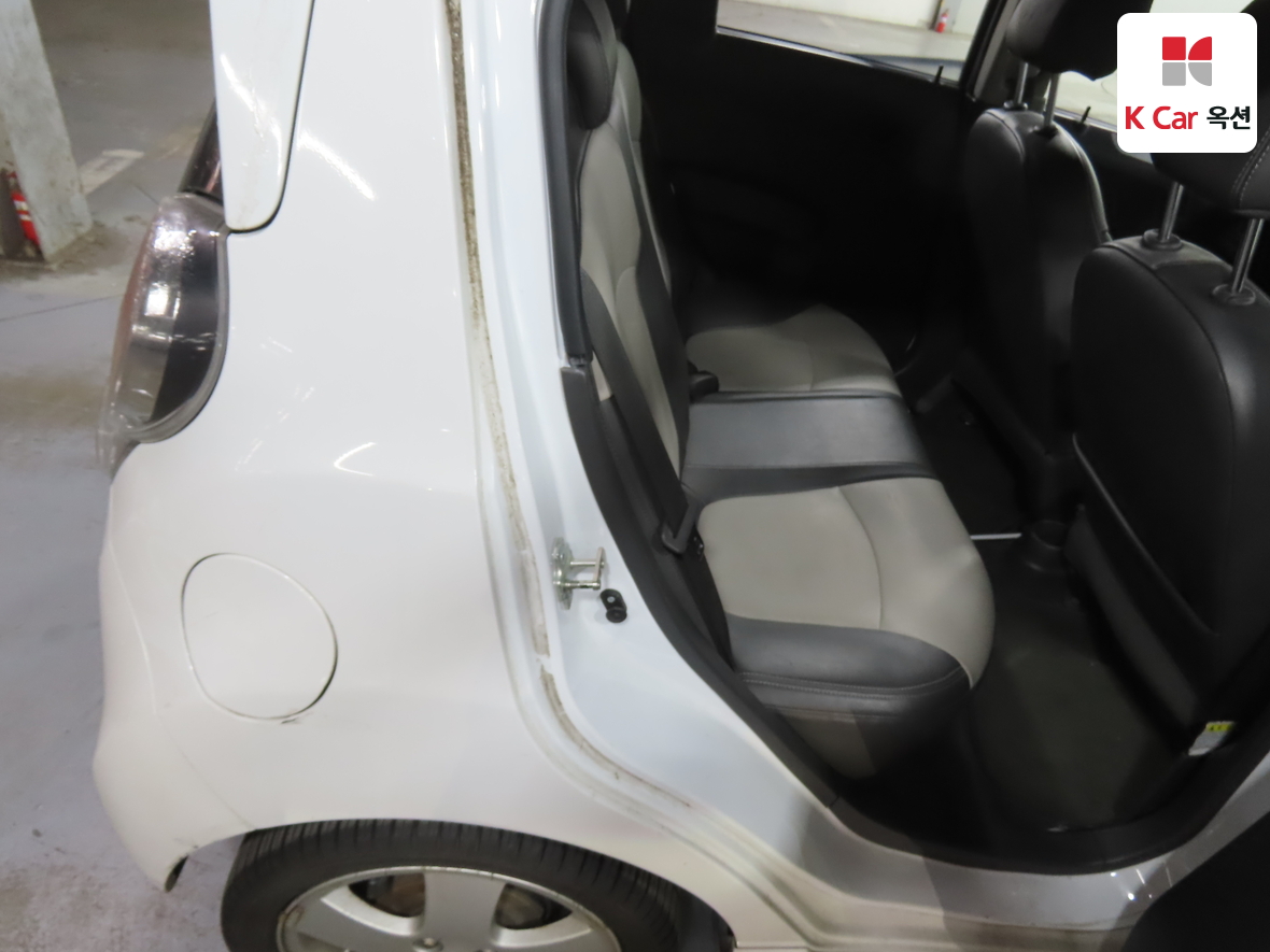 جنرال موتورز كوريا سبارك 2012 - صورة 26