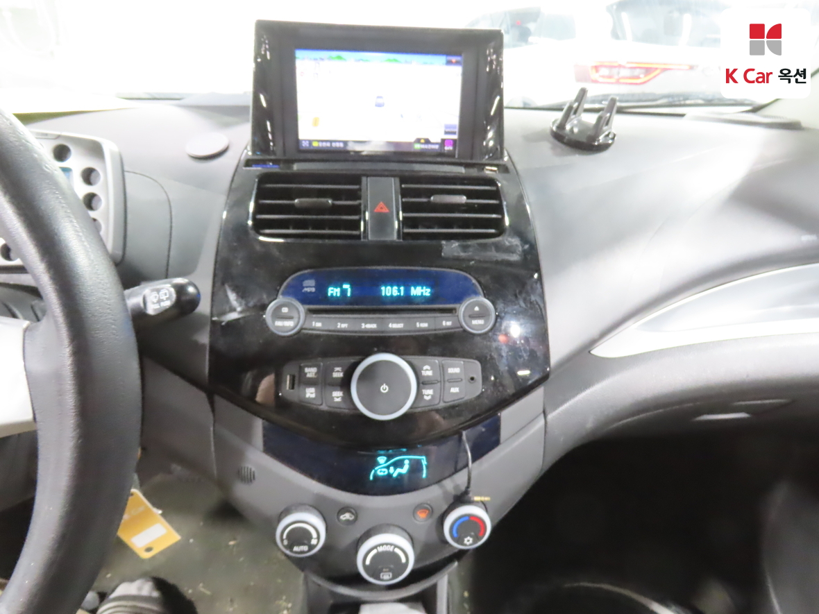 جنرال موتورز كوريا سبارك 2012 - صورة 6