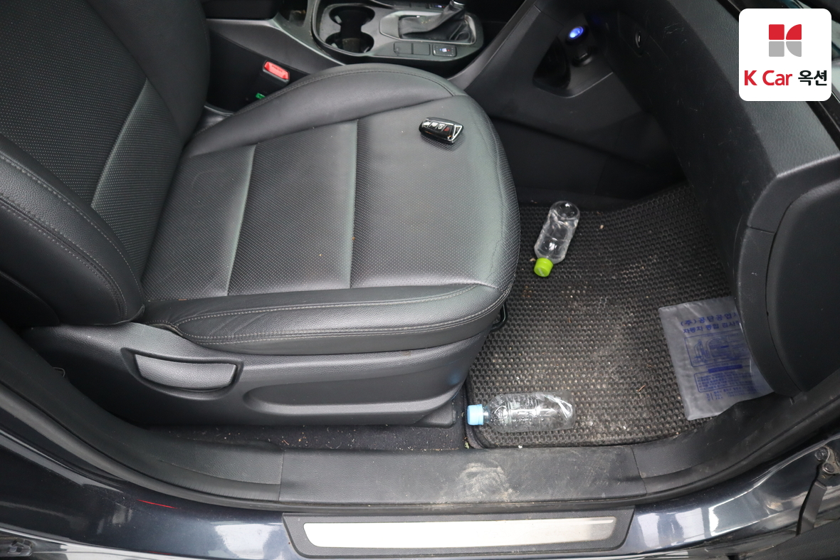 هيونداي سانتافي 2015 - صورة 29