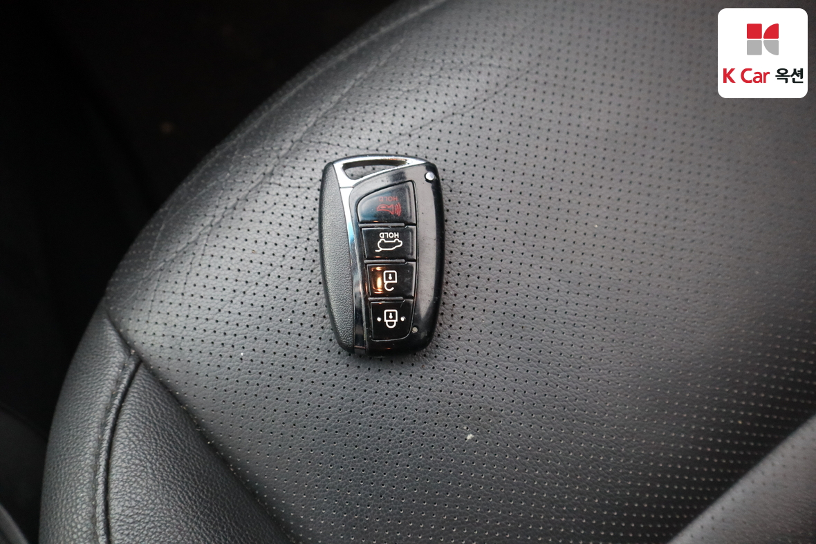 هيونداي سانتافي 2015 - صورة 16