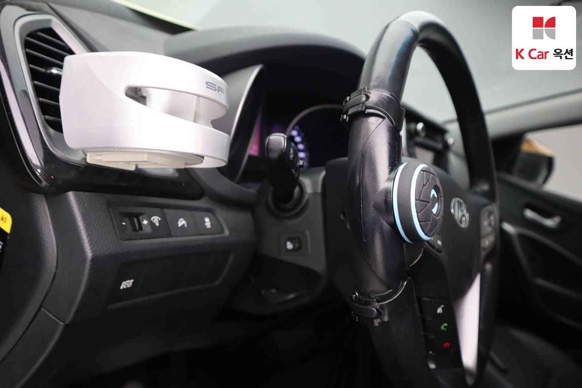 هيونداي سانتافي 2015 - صورة 9