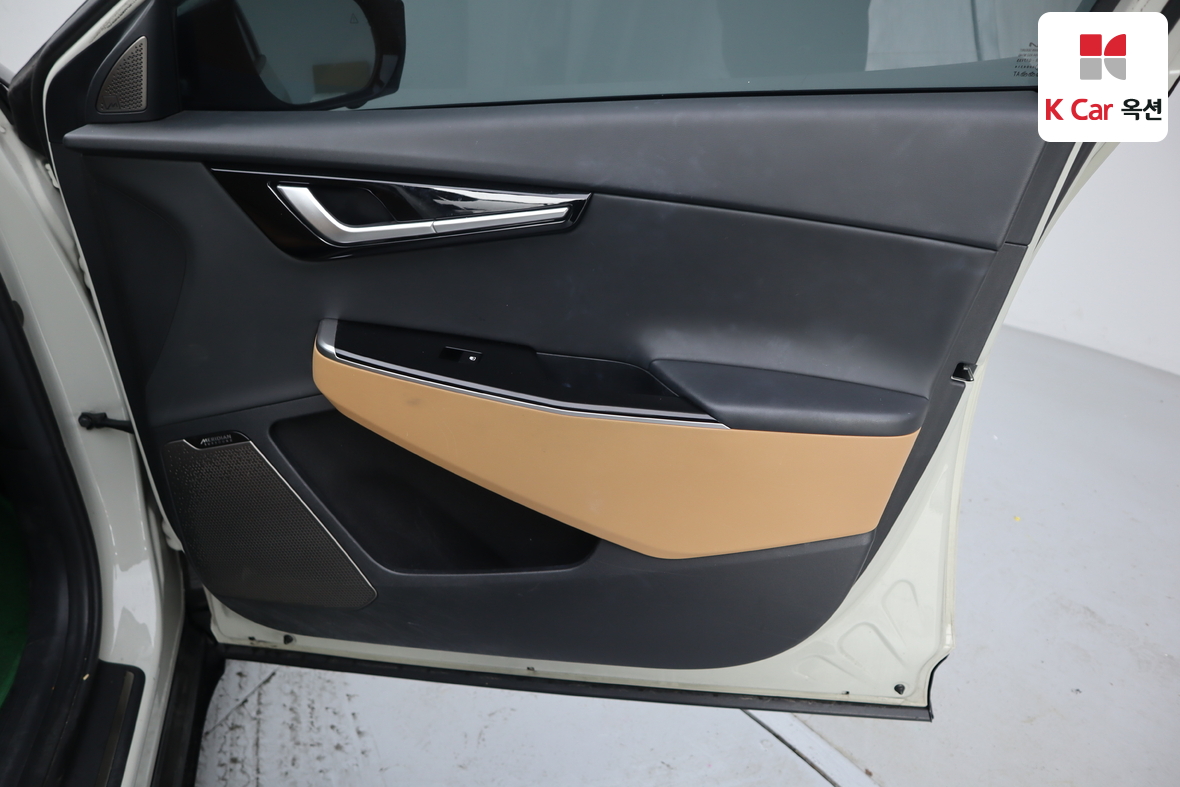 Kia EV6 2022 - Image 30