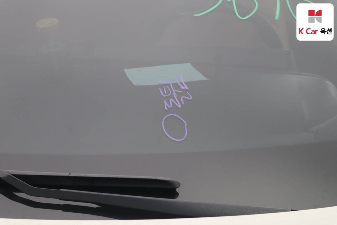 Kia EV6 2022 - Image 35