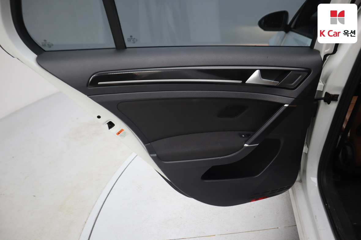 Volkswagen Golf 2016 - Image 24