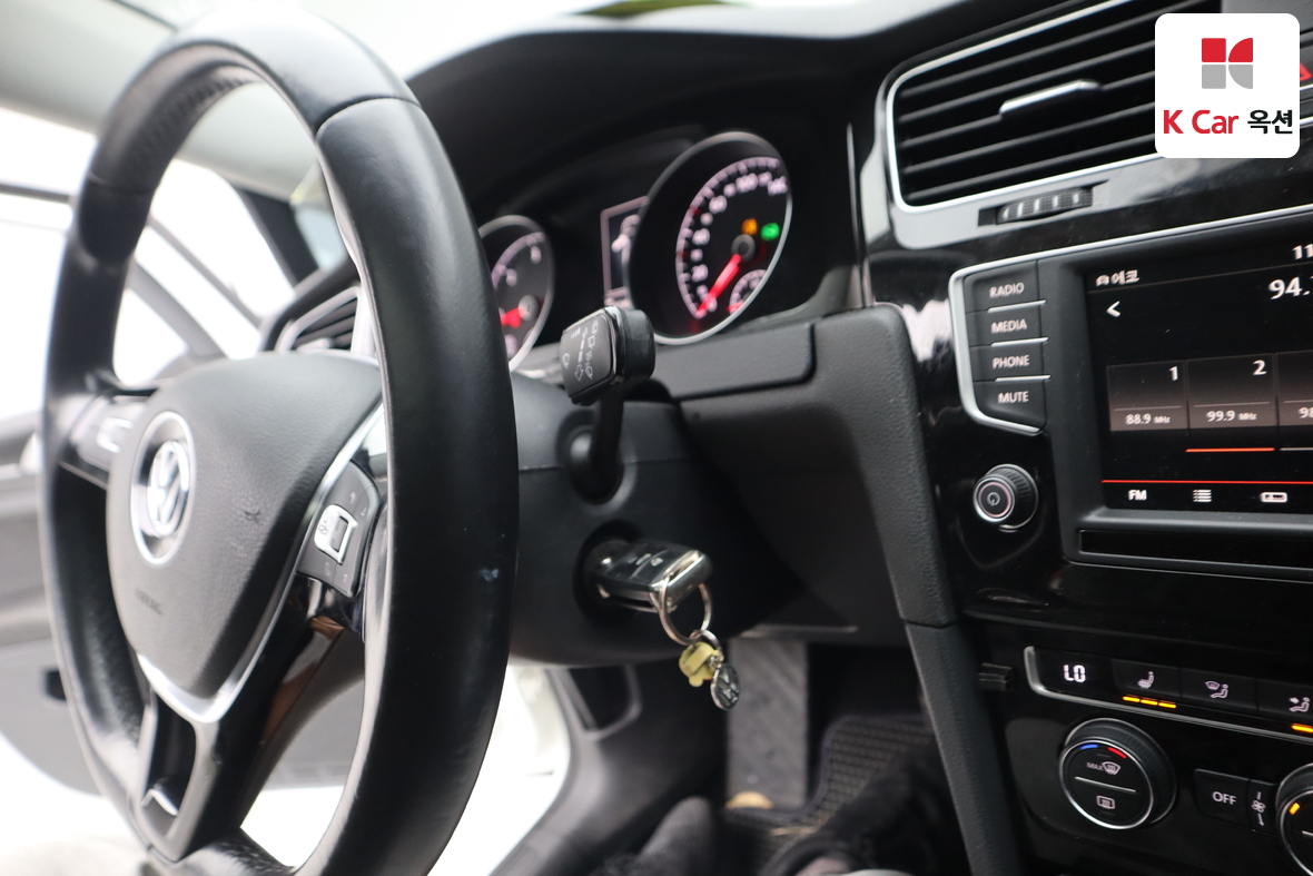 Volkswagen Golf 2016 - Image 11