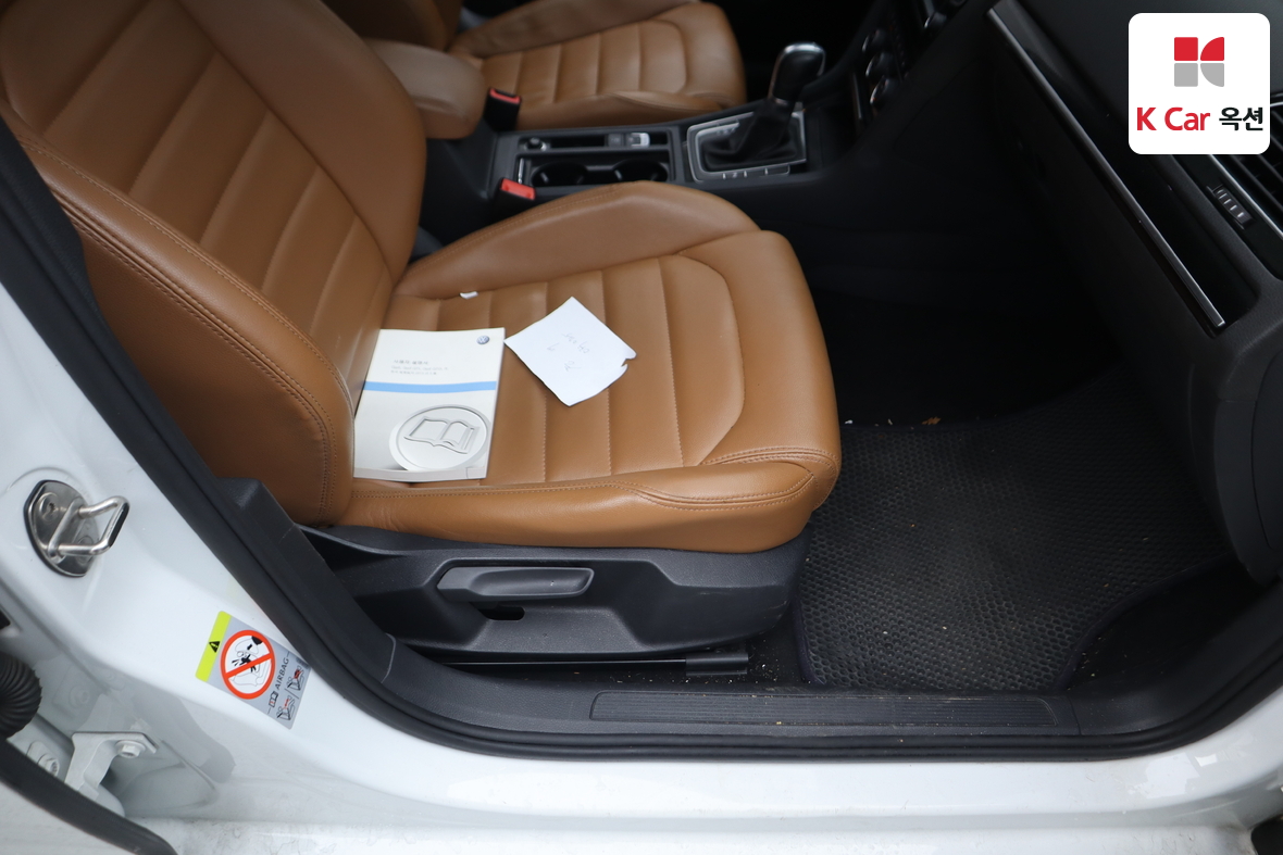 Volkswagen Golf 2016 - Image 32