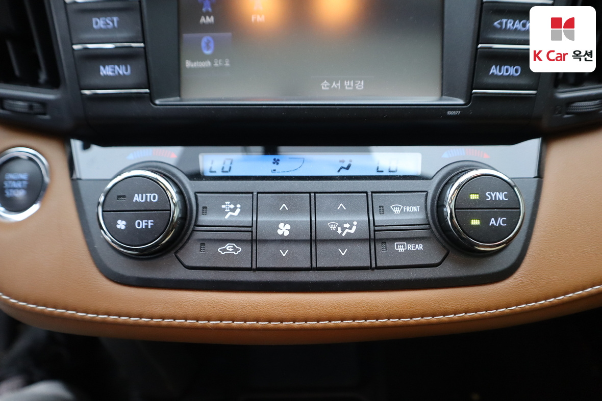 تويوتا راف 4 2017 - صورة 15